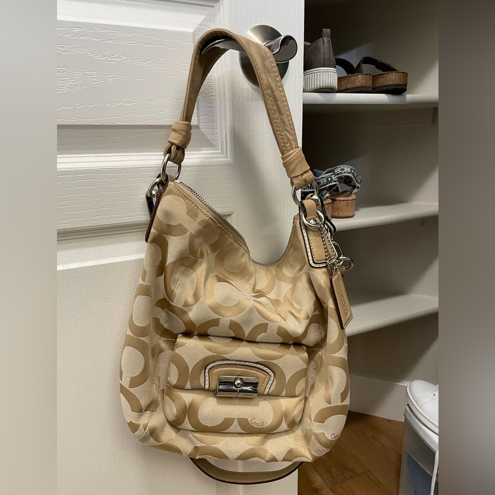 Coach Hobo Shoulder/Crossbody Handbag